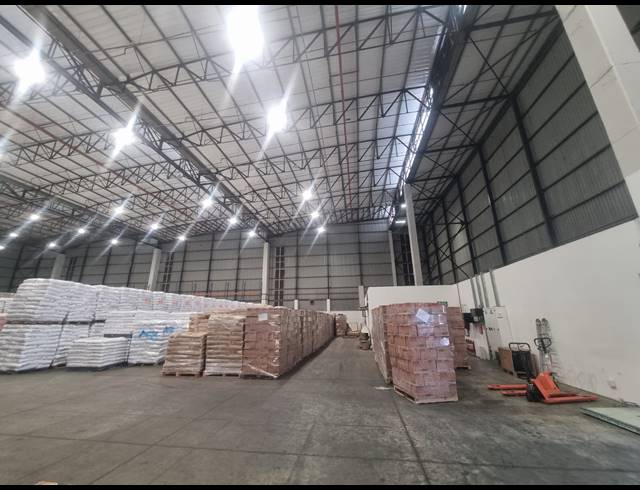 3,213M² WAREHOUSE TO LET IN AIRPORT INDUSTRIA